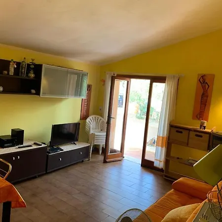 Li Tre Sureddhi Apartamento